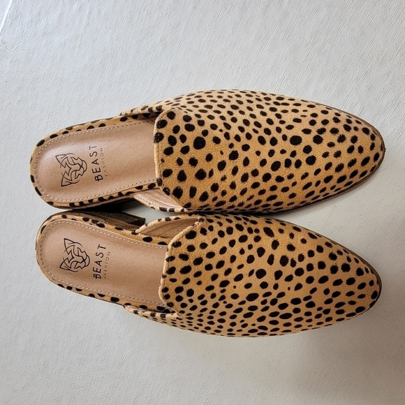 Beast fashion 5.5 animal print slip on dressy shoes - Picture 1 of 7